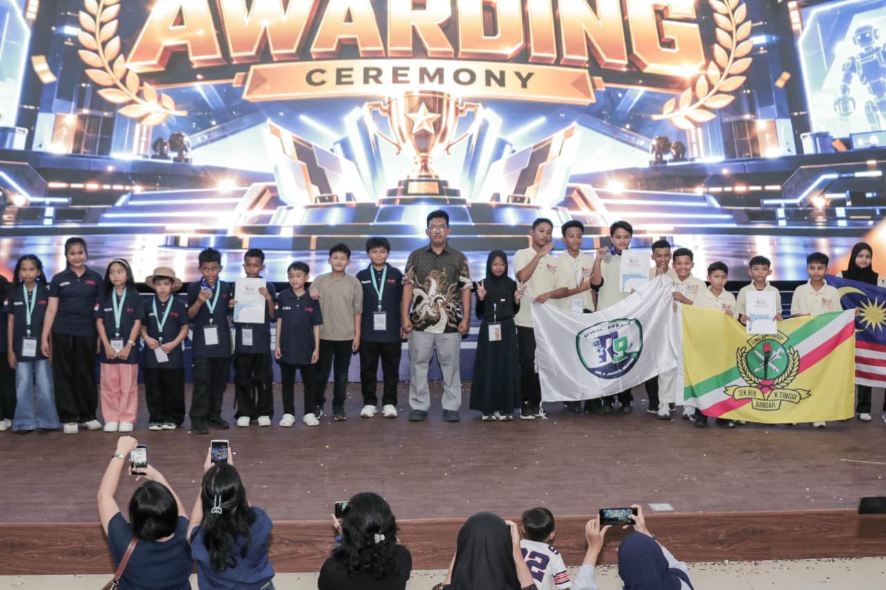 KRON 12 awarding ceremony and winners photo 26