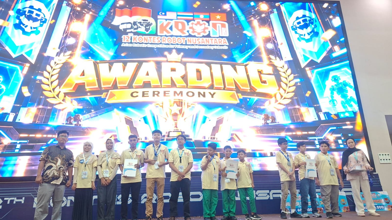 KRON 12 awarding ceremony and winners photo 35
